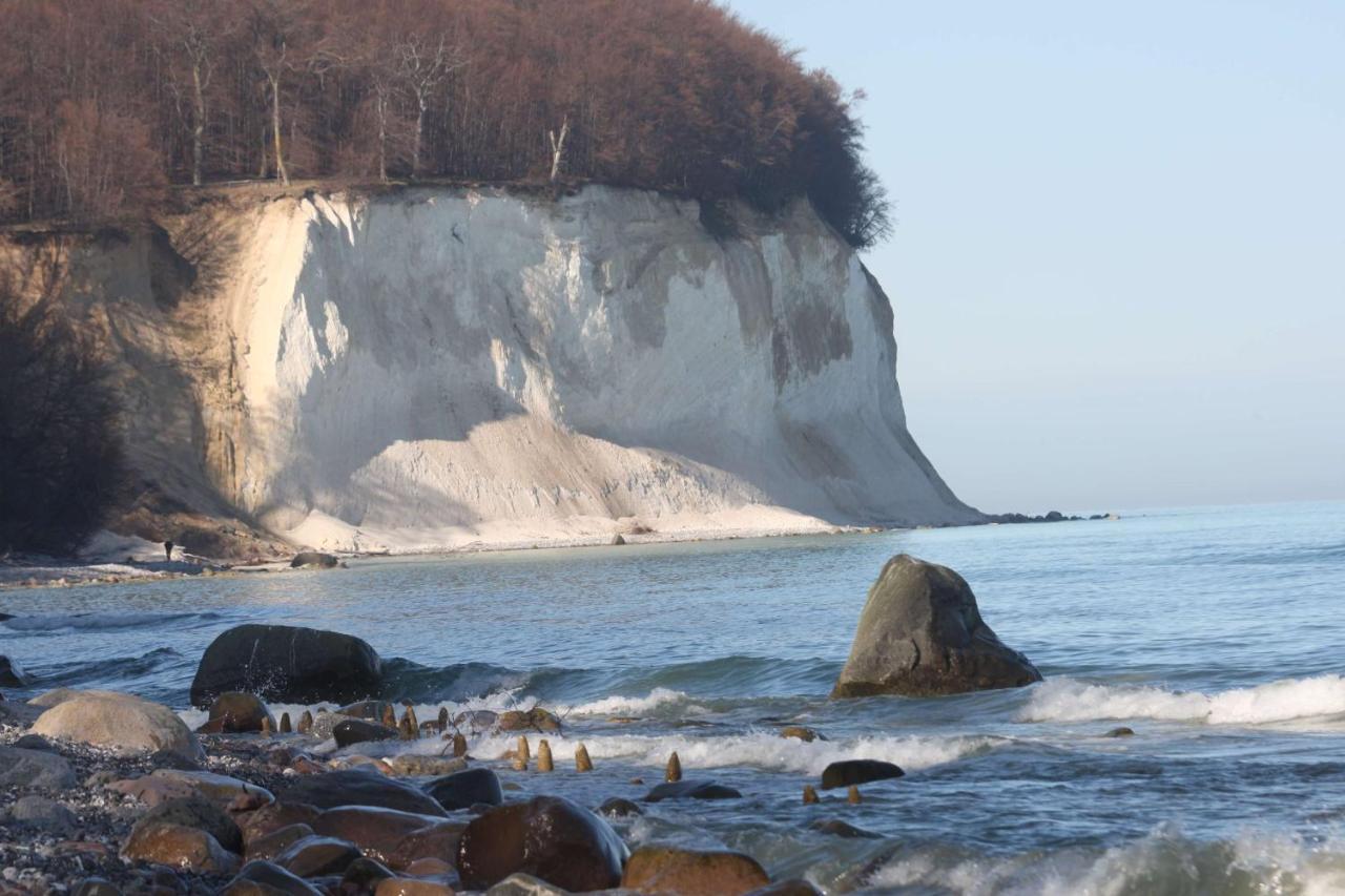 Strandhaus Buskam Im Moenchgut Auf Ruegen Lobbe Kültér fotó
