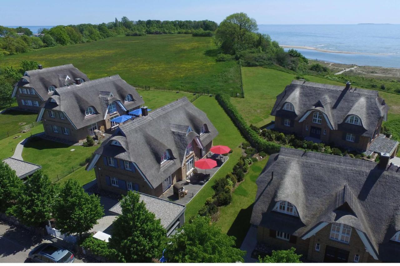 Strandhaus Buskam Im Moenchgut Auf Ruegen Lobbe Kültér fotó